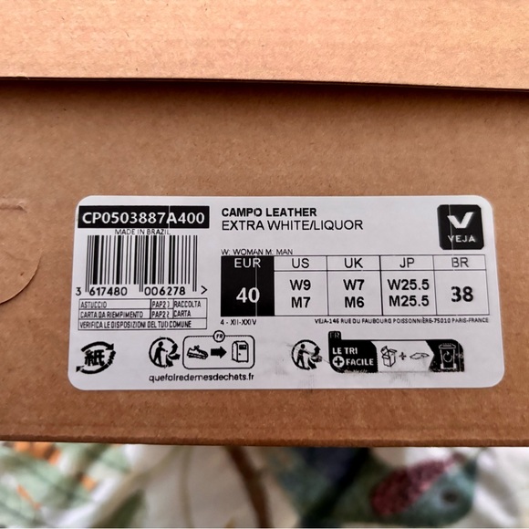 Veja Campo Leather Sneakers - Extra White and Liquor - Picture 2 of 11